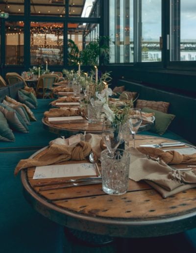 La décoration est végétale et méditerranéenne